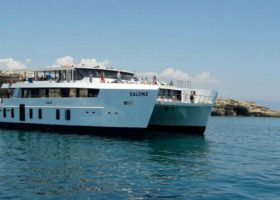 day-cruises-salone-catamaran-cyprus-1024x576